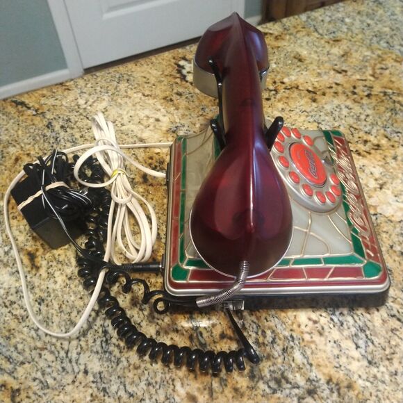 Coca Cola 2001 Tiffany Style Stained Glass Look Light Up Holiday Telephone/Phone - Picture 4 of 16